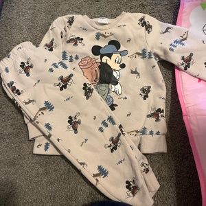 Two piece kids sweat suite